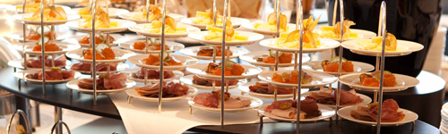 Buffetpresentatie etagere sfeer