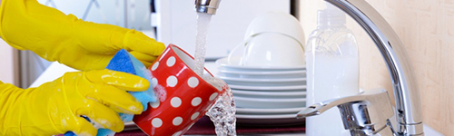 afwassen-afwasbakken-afwasborstels-500x150px