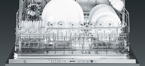 Smeg vaatwassers met peristaltische pomp